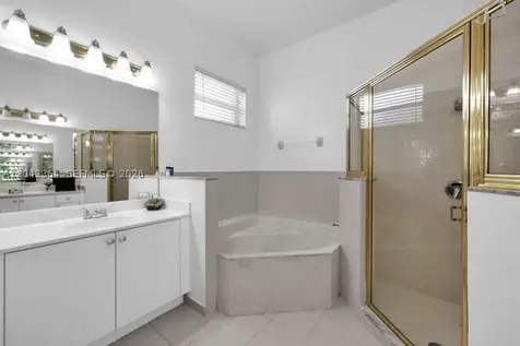 2405 SE 5th Court Homestead FL 33033