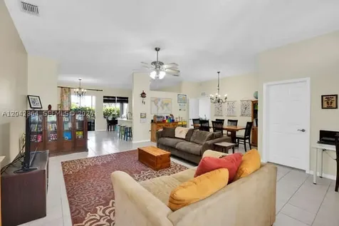 2405 SE 5th Court Homestead FL 33033