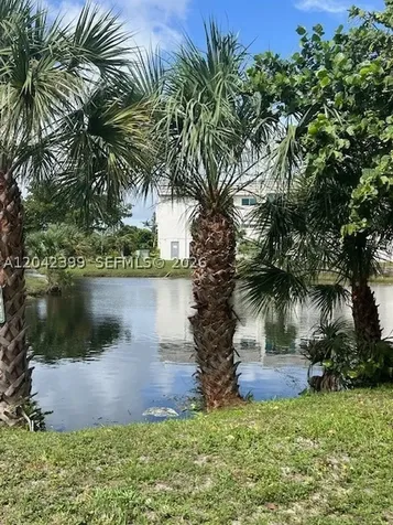 8285 Sunrise Lakes Boulevard Sunrise FL 33322