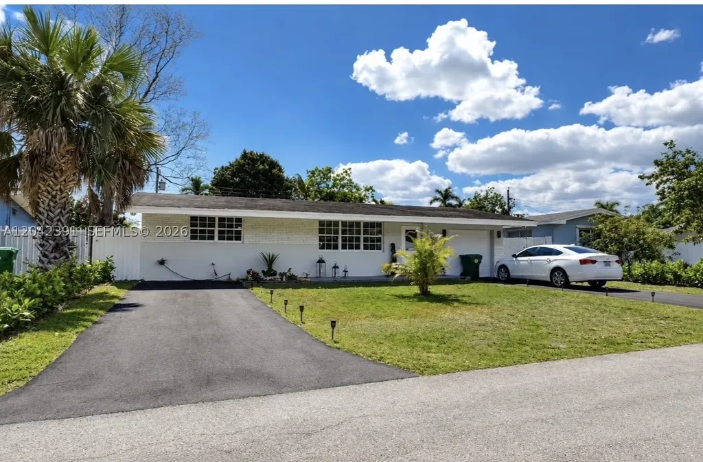 8130 NW 12th Street Pembroke Pines FL 33024
