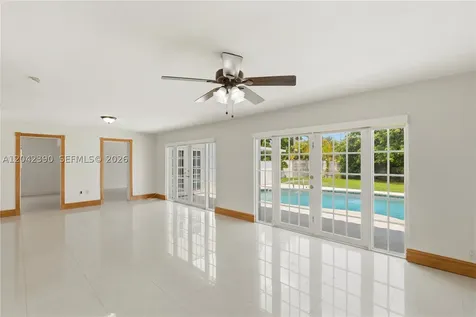8197 W 14th Court Hialeah FL 33014