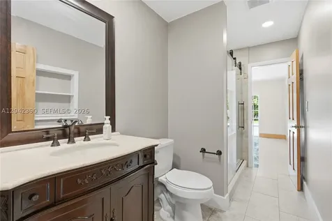 8197 W 14th Court Hialeah FL 33014