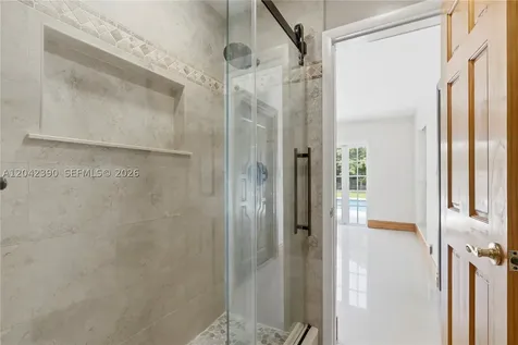 8197 W 14th Court Hialeah FL 33014