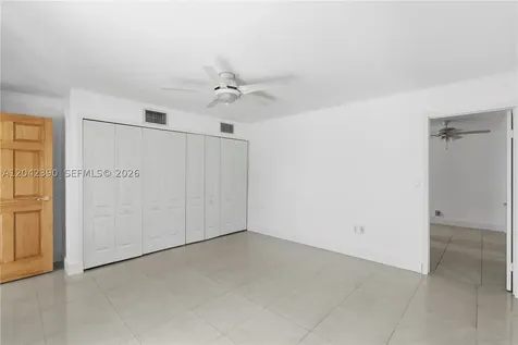 8197 W 14th Court Hialeah FL 33014