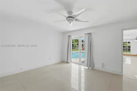 8197 W 14th Court Hialeah FL 33014