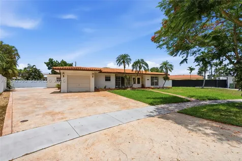8197 W 14th Court Hialeah FL 33014