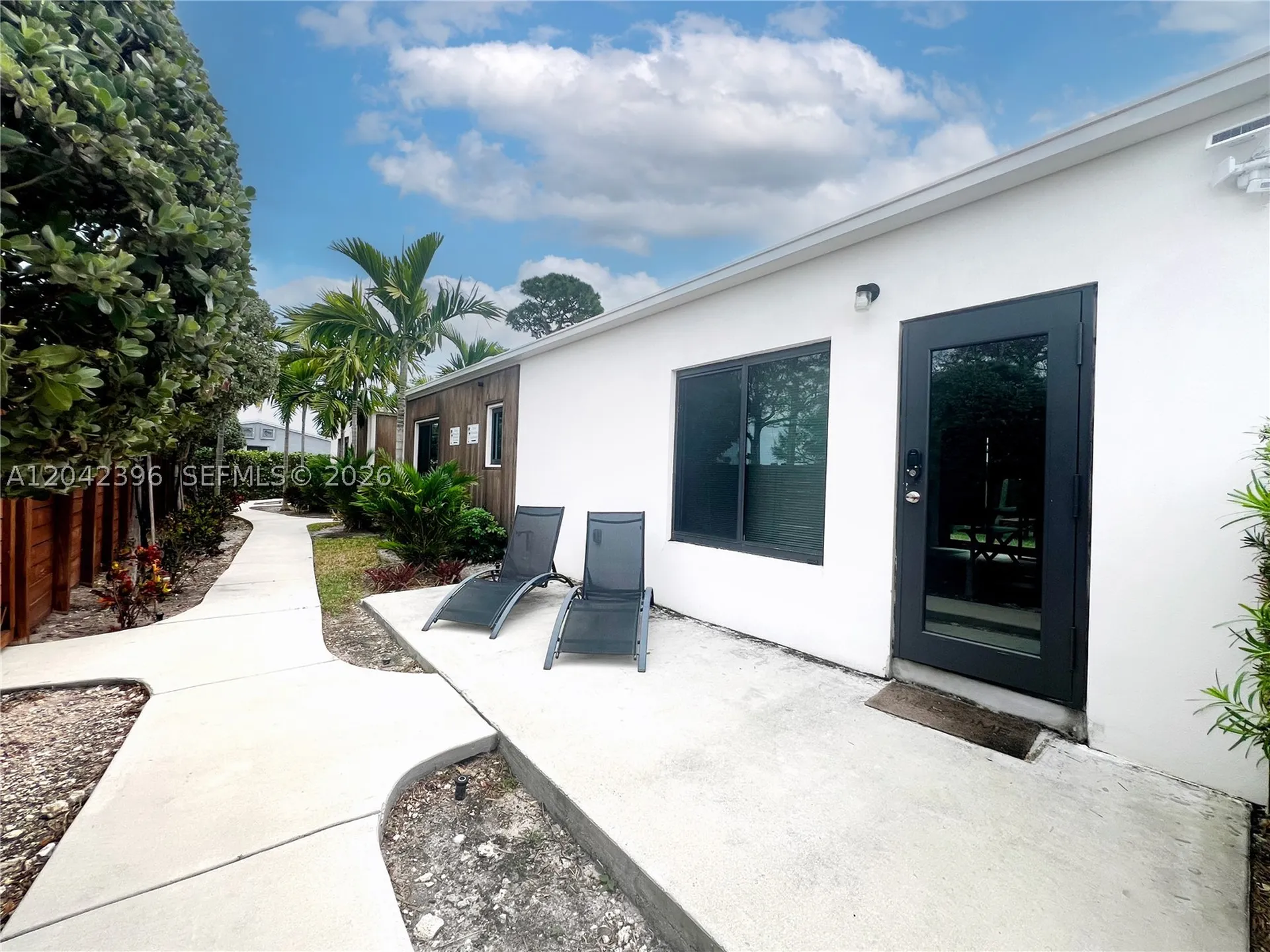 1240 NE 17th Avenue Fort Lauderdale FL 33304