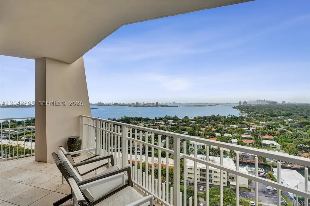 2000 Towerside Terrace Miami FL 33138