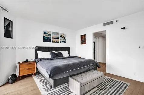 2000 Towerside Terrace Miami FL 33138