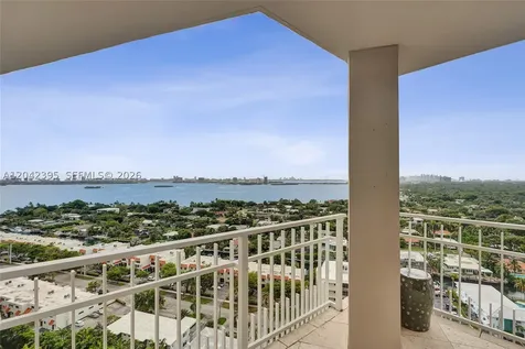 2000 Towerside Terrace Miami FL 33138