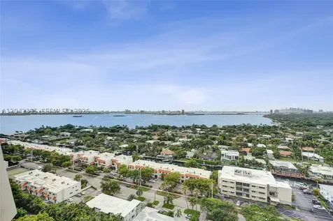 2000 Towerside Terrace Miami FL 33138