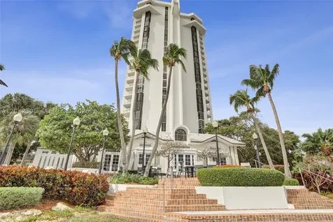 2000 Towerside Terrace Miami FL 33138
