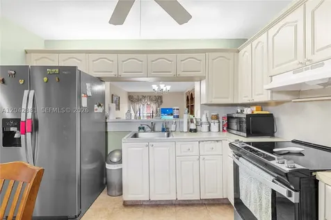 1800 W 54th Street Hialeah FL 33012