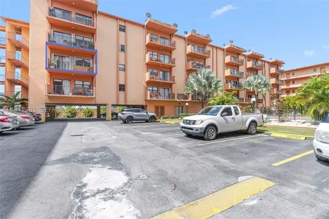 1800 W 54th Street Hialeah FL 33012