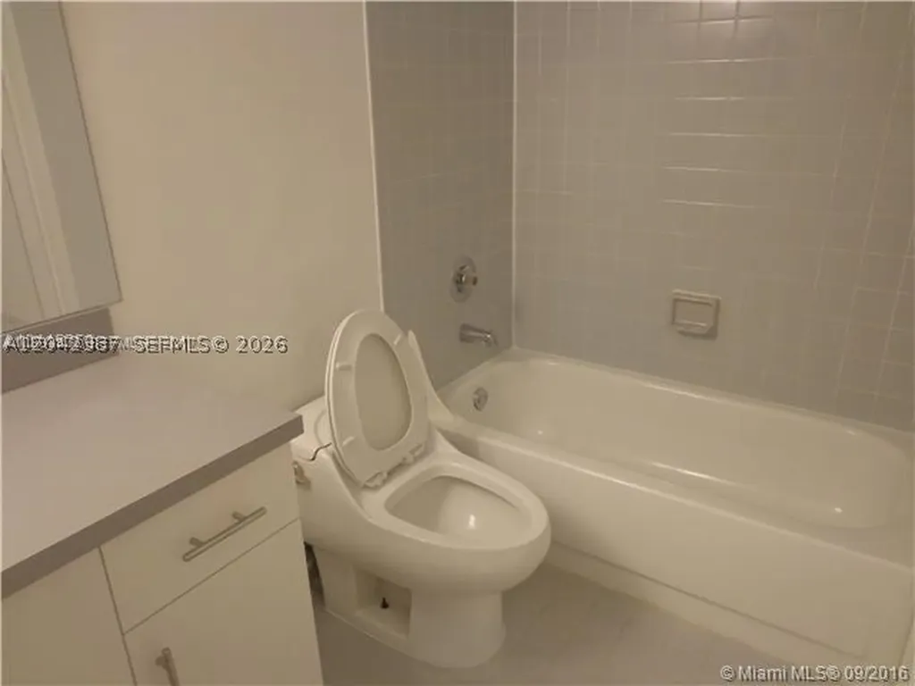 540 S Park Road Hollywood FL 33021