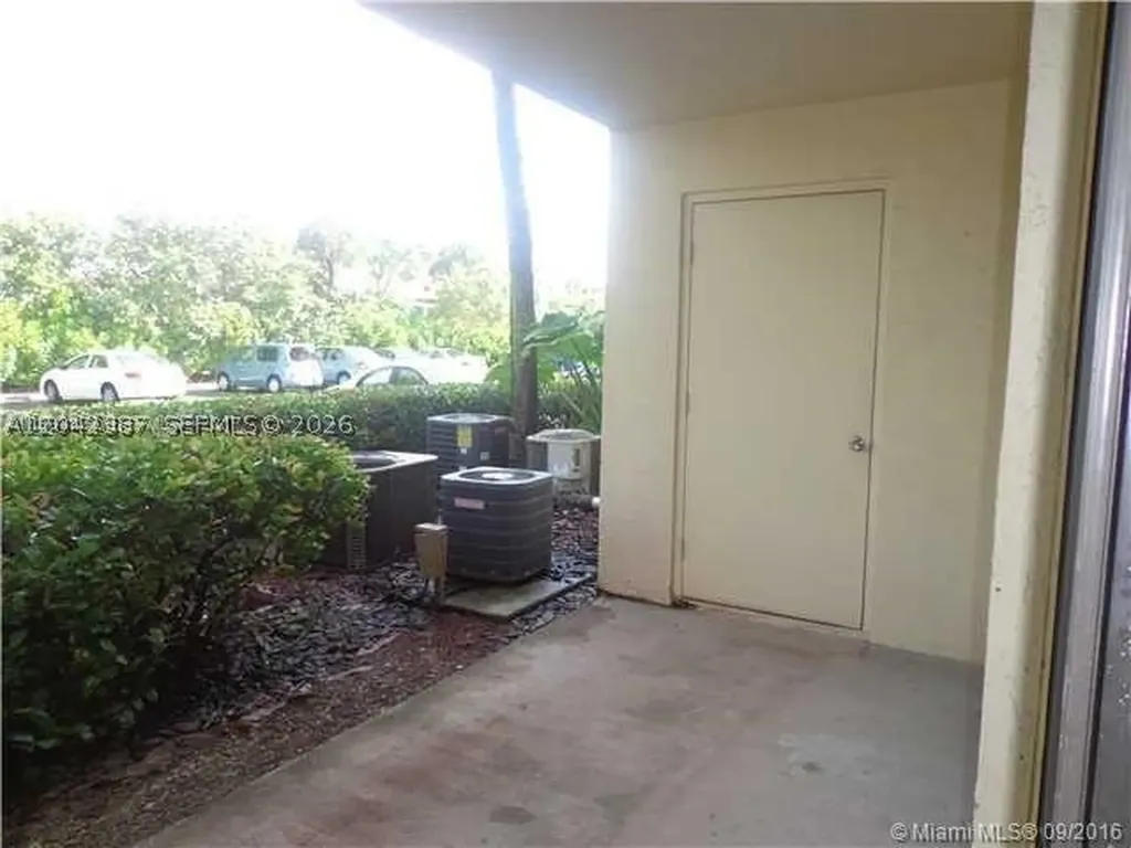 540 S Park Road Hollywood FL 33021