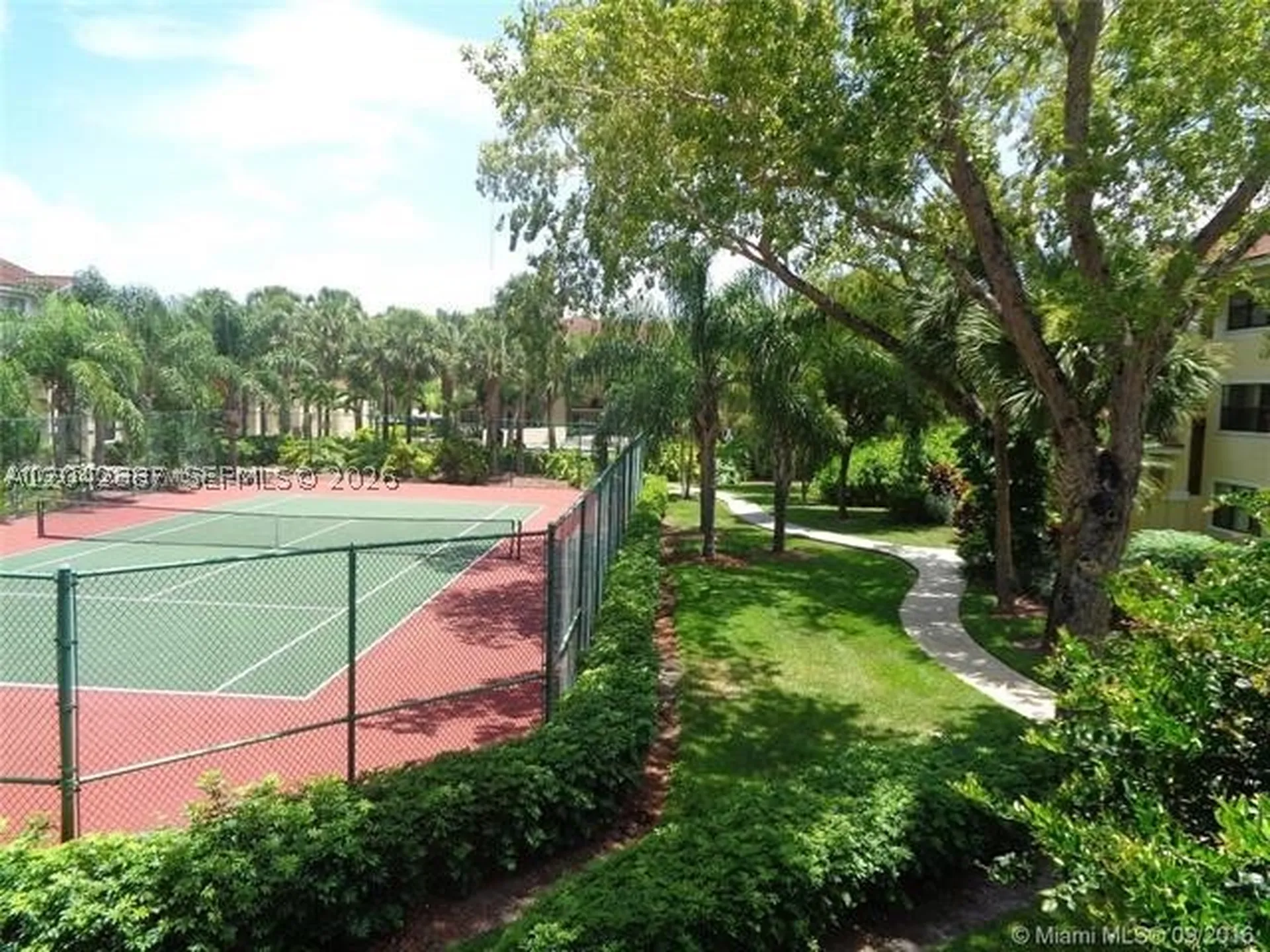 540 S Park Road Hollywood FL 33021