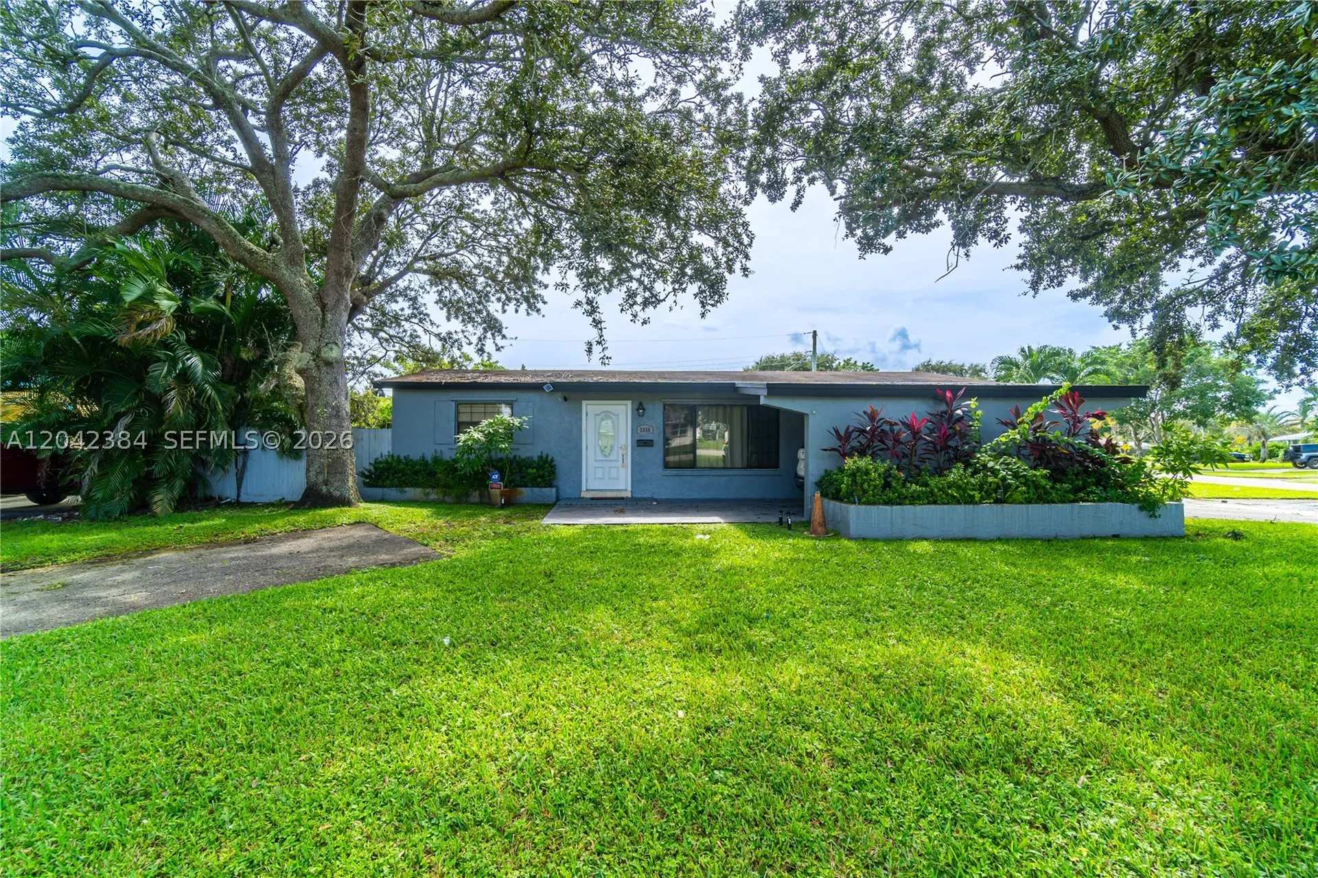 3338 Taft Street Hollywood FL 33021