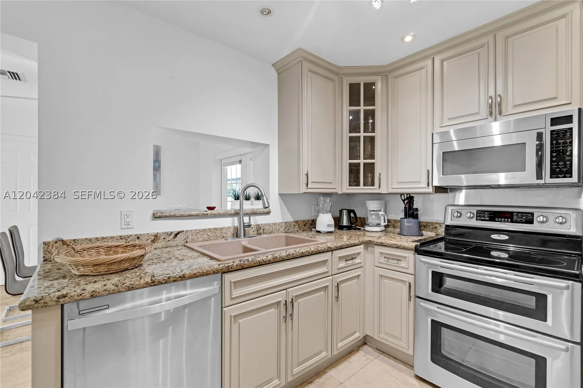 3338 Taft Street Hollywood FL 33021