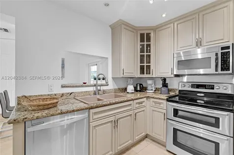 3338 Taft Street Hollywood FL 33021