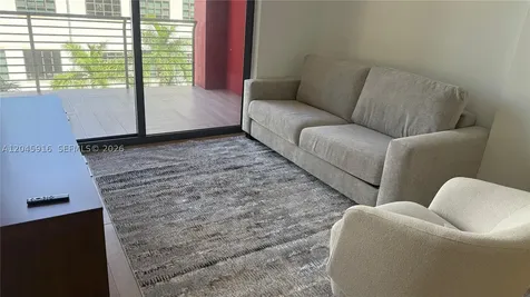90 NE 32nd Miami FL 33127