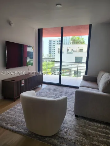 90 NE 32nd Miami FL 33127