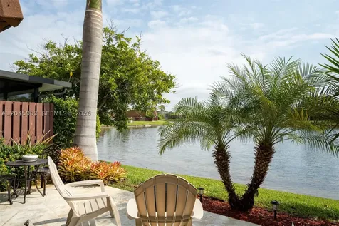 1222 SW 120th Way Davie FL 33325