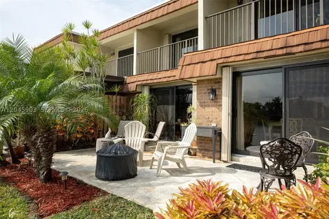 1222 SW 120th Way Davie FL 33325
