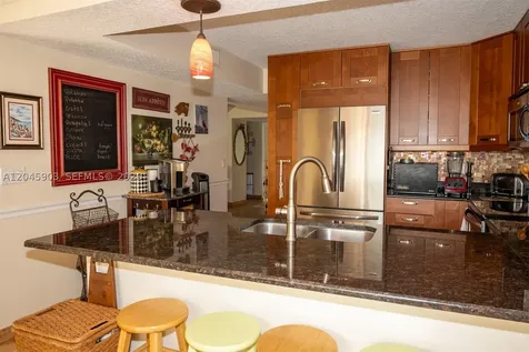 1222 SW 120th Way Davie FL 33325