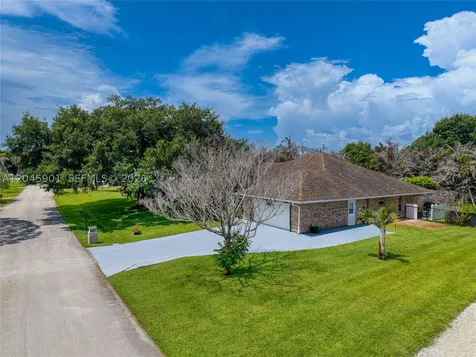 465 11th Avenue Vero Beach FL 32962