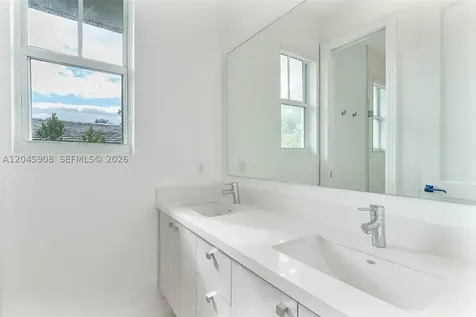 3406 Ponce De Leon Boulevard Coral Gables FL 33134
