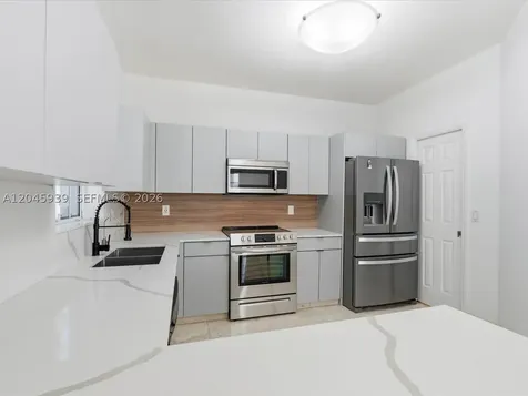 11274 NW 43rd Terrace Doral FL 33178