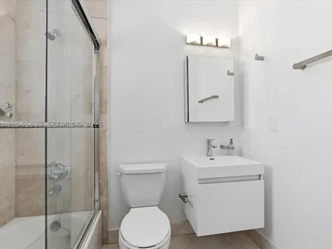 11274 NW 43rd Terrace Doral FL 33178