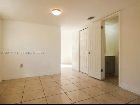 8252 NW 6th Terrace Miami FL 33126