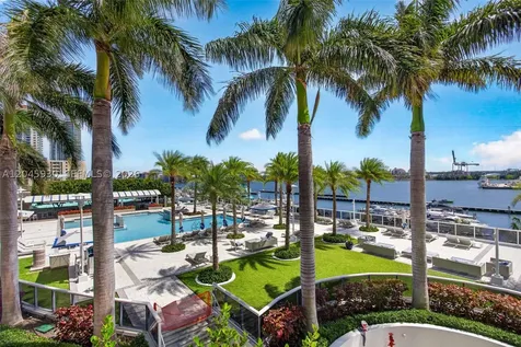 400 Alton Road Miami Beach FL 33139