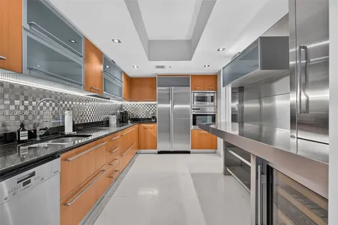 400 Alton Road Miami Beach FL 33139