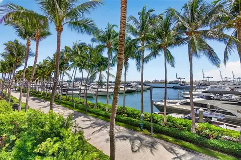 400 Alton Road Miami Beach FL 33139