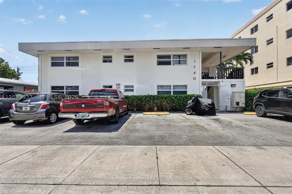 1740 Funston Street Hollywood FL 33020