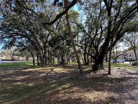 2361 NW 33rd Street Oakland Park FL 33309