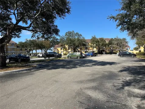 2361 NW 33rd Street Oakland Park FL 33309