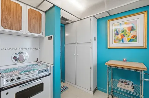 3000 Marcos Drive Aventura FL 33160