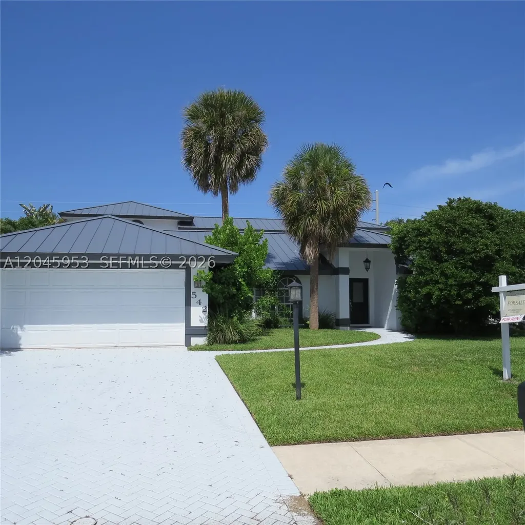 542 N Cypress Drive Tequesta FL 33469