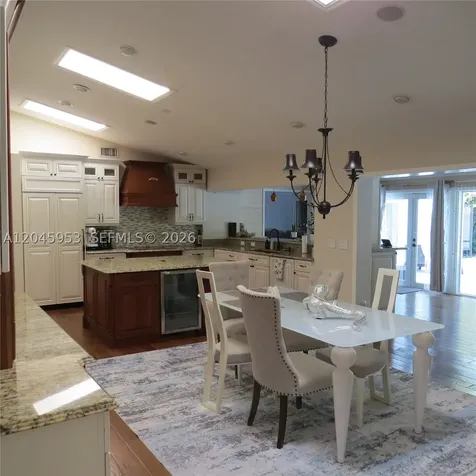 542 N Cypress Drive Tequesta FL 33469