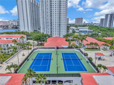 3245 NE 184th Street Aventura FL 33160