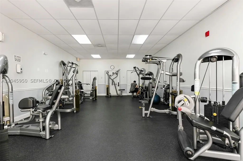 2101 S Ocean Drive Hollywood FL 33019