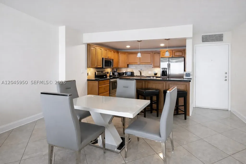 2101 S Ocean Drive Hollywood FL 33019