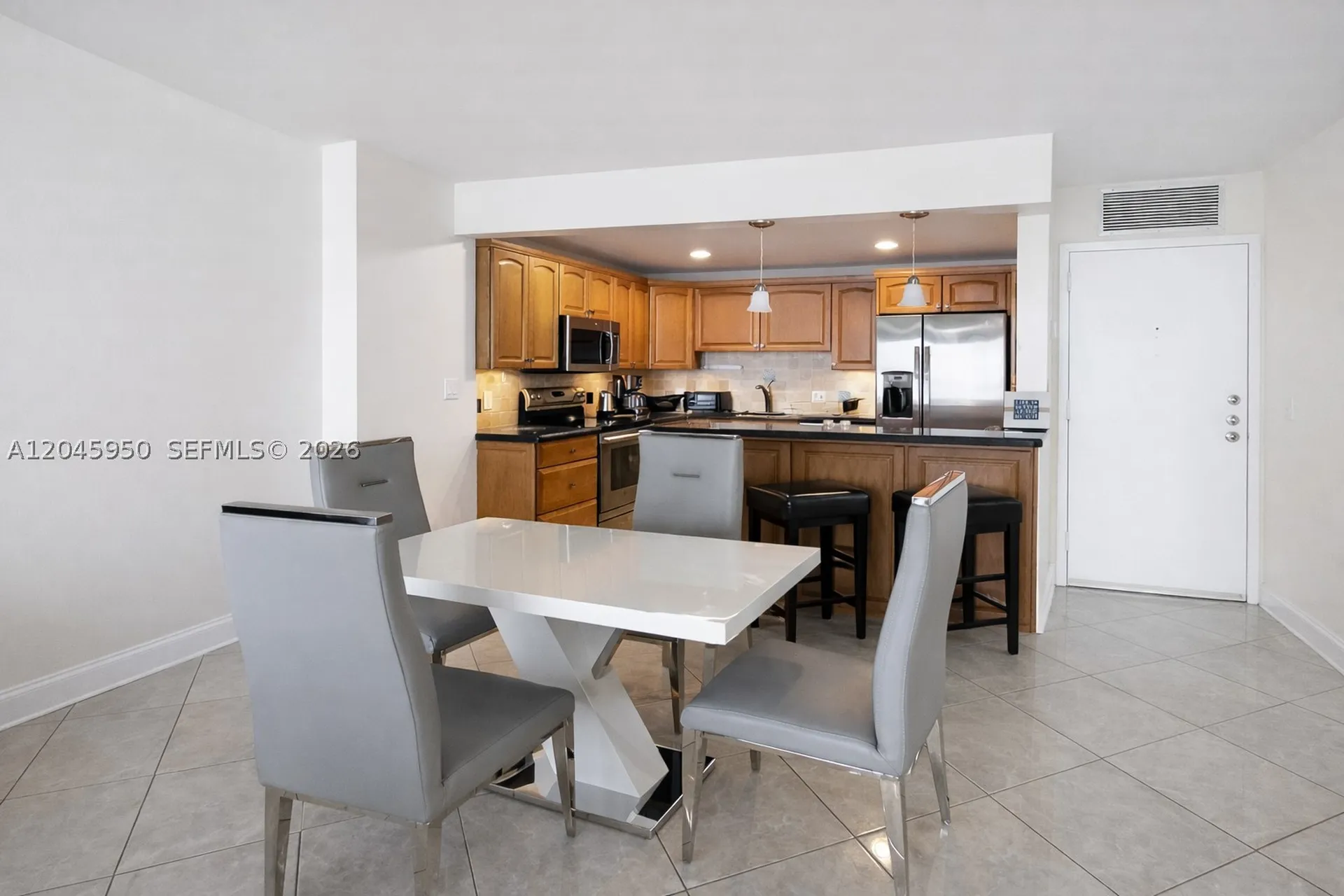 2101 S Ocean Drive Hollywood FL 33019