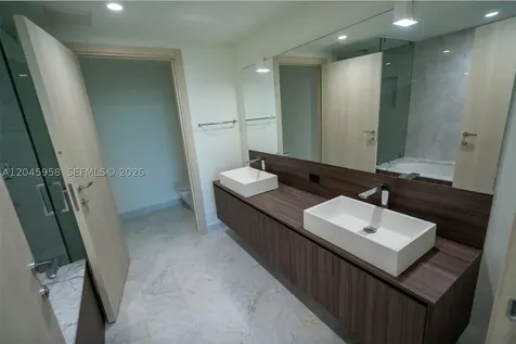 1000 Brickell Plaza Miami FL 33131