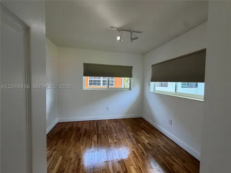 7312 Gary Avenue Miami Beach FL 33141