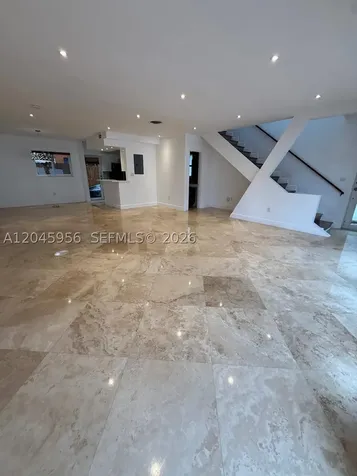 7312 Gary Avenue Miami Beach FL 33141